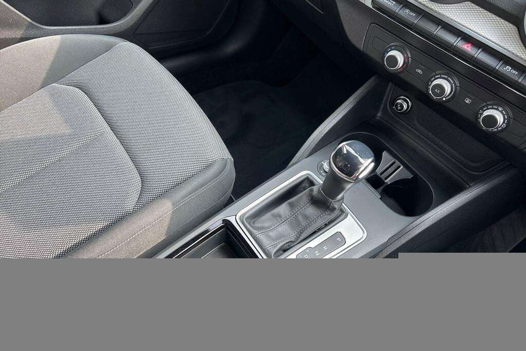 Audi Q2 S Line 35 Tfsi 150 Ps 6-Speed Black #12