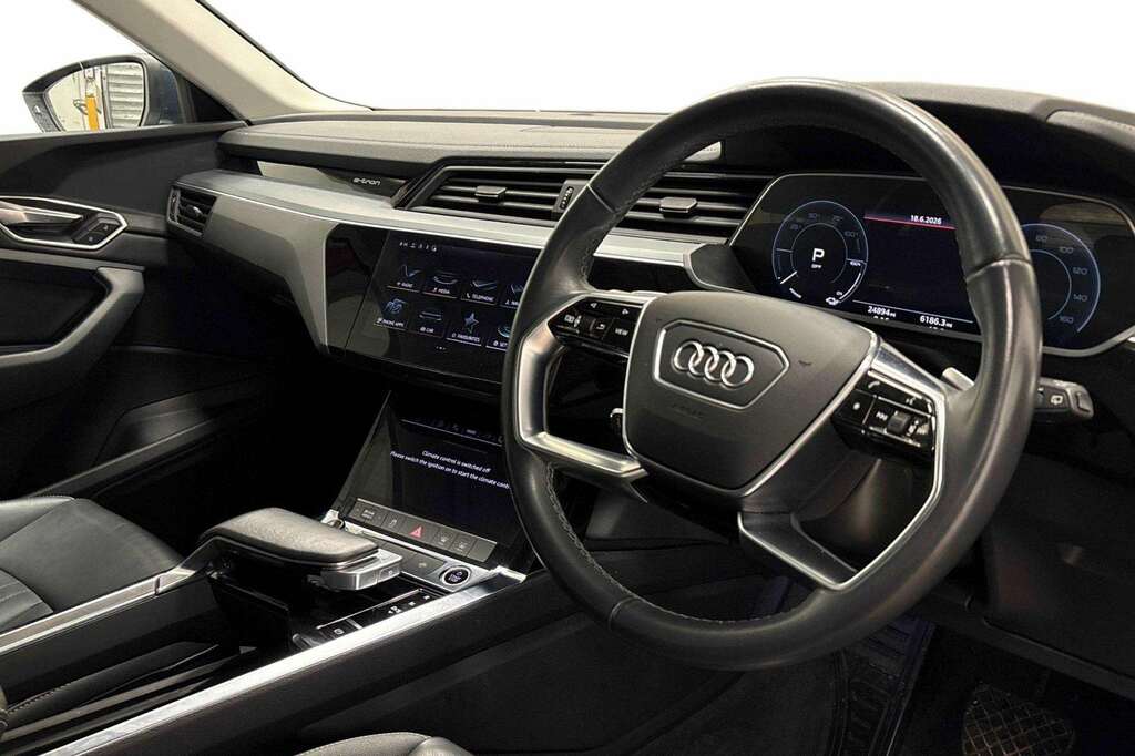 Audi Q8 e tron 250Kw 50 Quattro 95Kwh Sport 2023 Blue #4