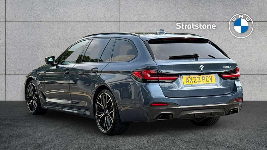 BMW 5 Series 520D Mht M Sport Step 2023 Blue