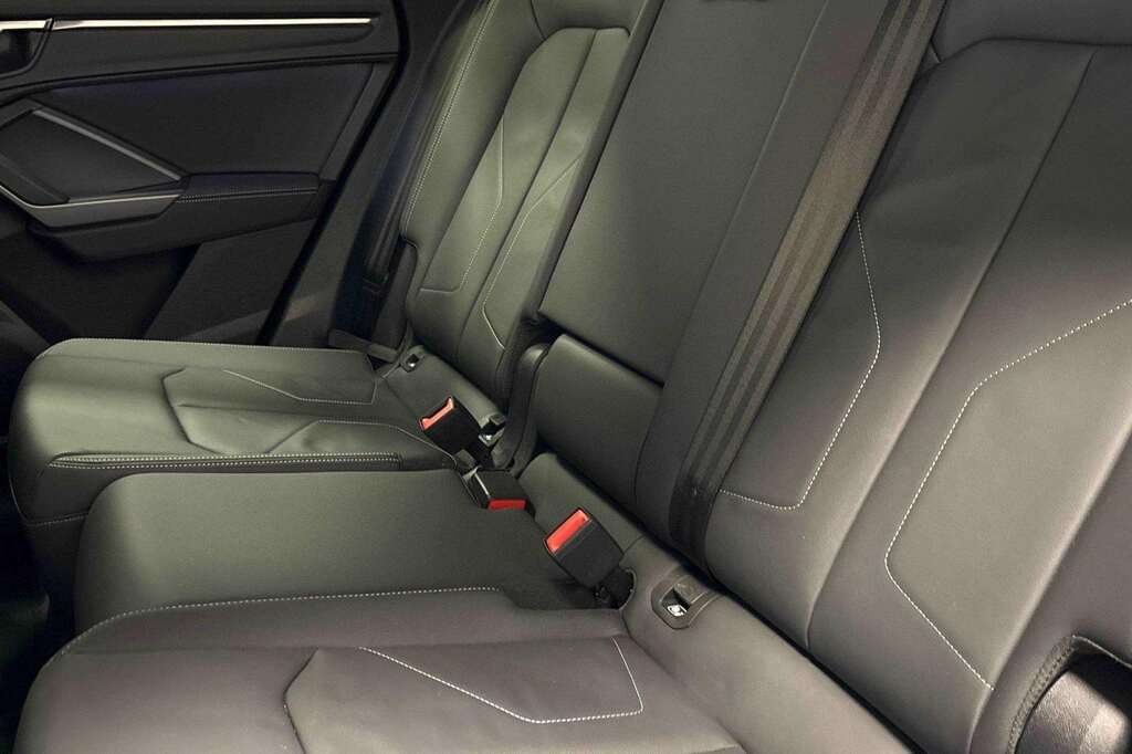Audi Q3 35 Tfsi Black Edition Grey #15