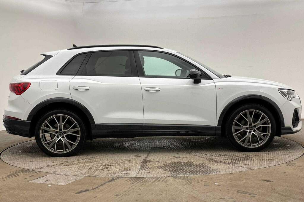 Audi Q3 35 Tfsi Black Edition Grey #37