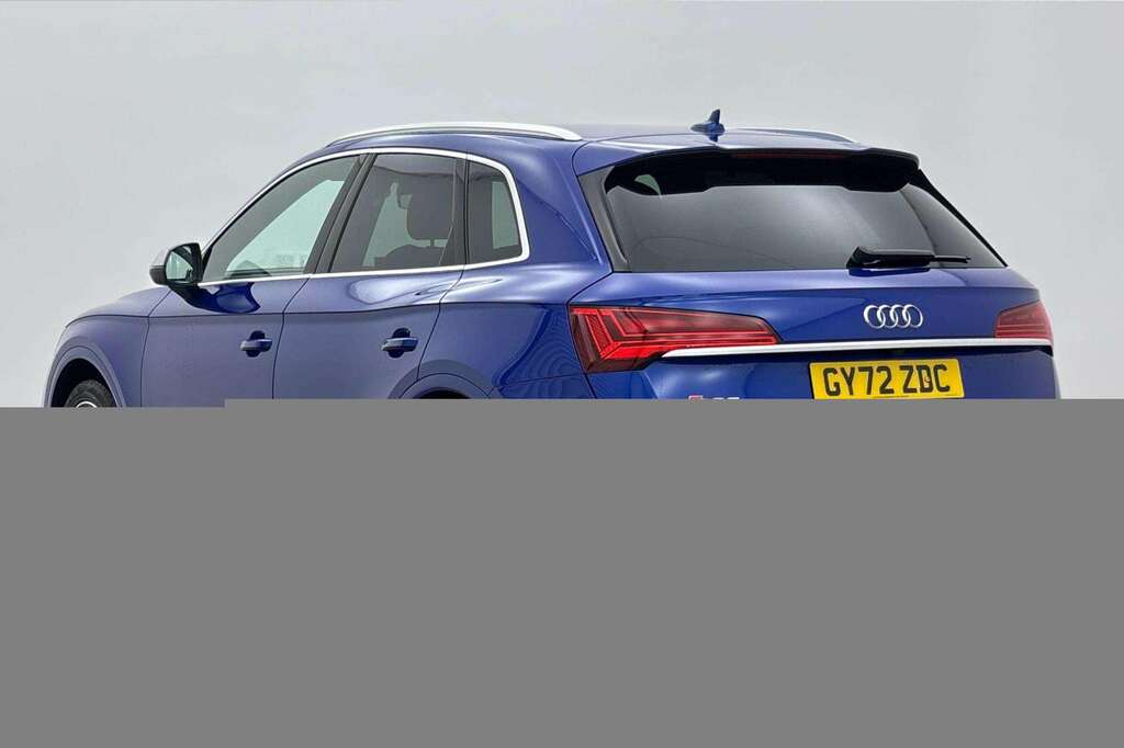 Audi Q5 Tfsie Black Edition Black #1