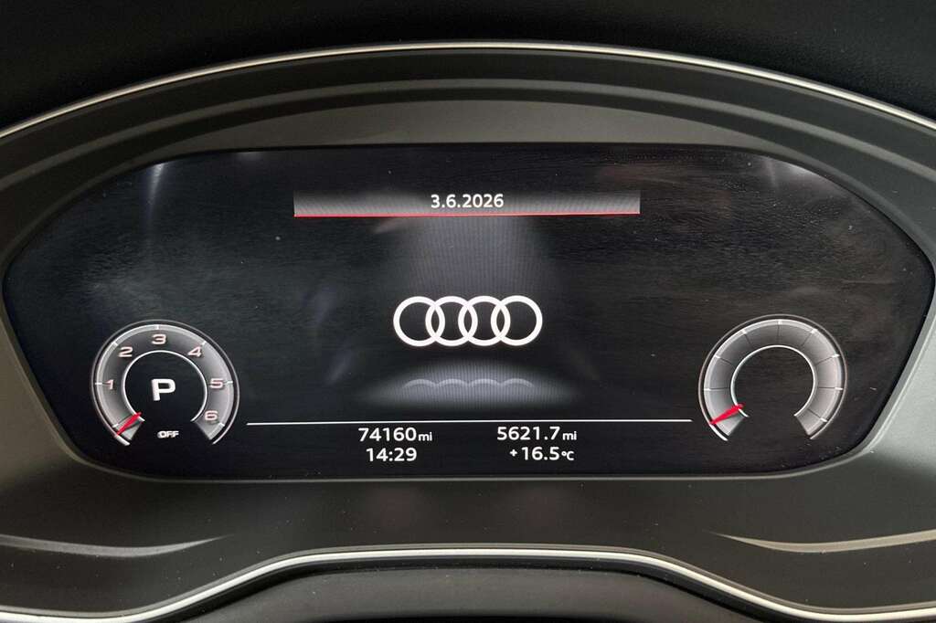 Audi Q5 Tfsie Black Edition Black #5