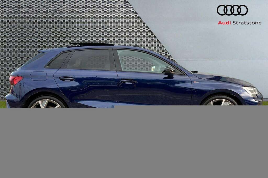 Audi A3 1.5 Tfsi 150 Black Edition S Tronic 2026 Blue #2