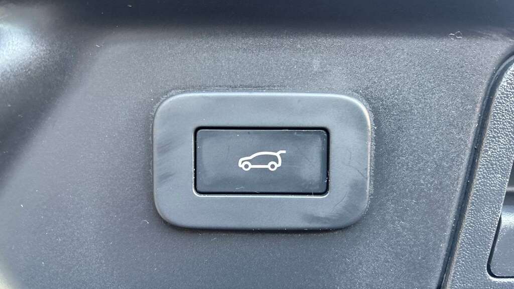 Land Rover Range Rover Velar D200 Mhev Dynamic Se Black #40