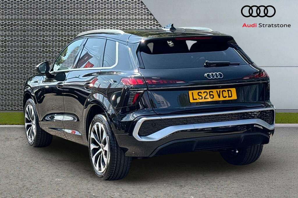 Audi Q3 1.5 Tfsi S Line S Tronic 2026 LS26VCD Black #3