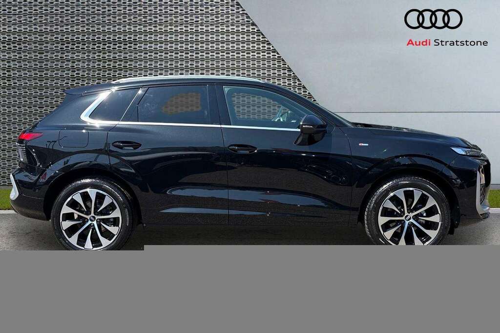 Audi Q3 1.5 Tfsi S Line S Tronic 2026 LS26VCD Black #4