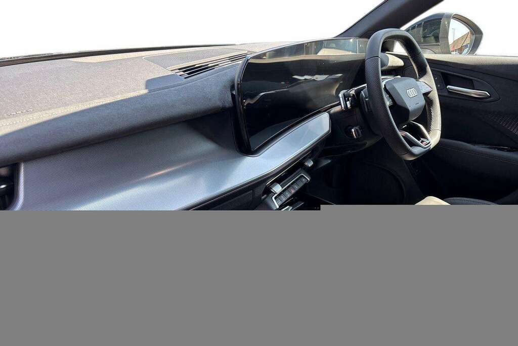 Audi Q3 1.5 Tfsi S Line S Tronic 2026 LS26VCD Black #2