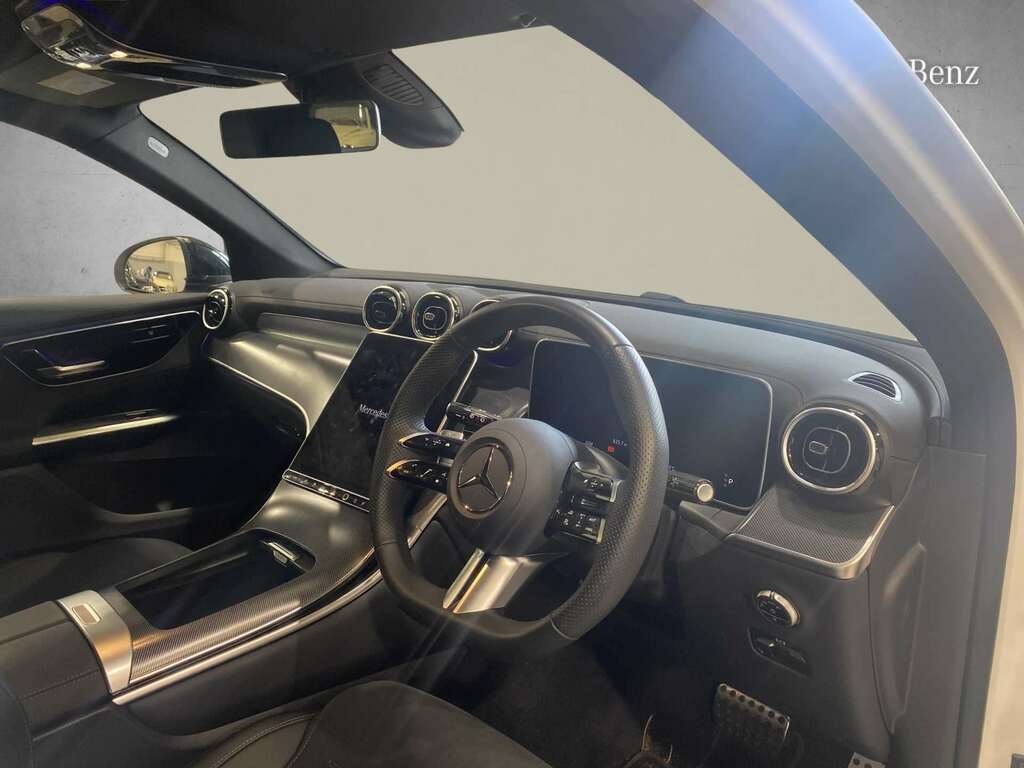 Mercedes-Benz GLC Class 300E 4Matic Urban Edition 9G-tronic 2025 White #6