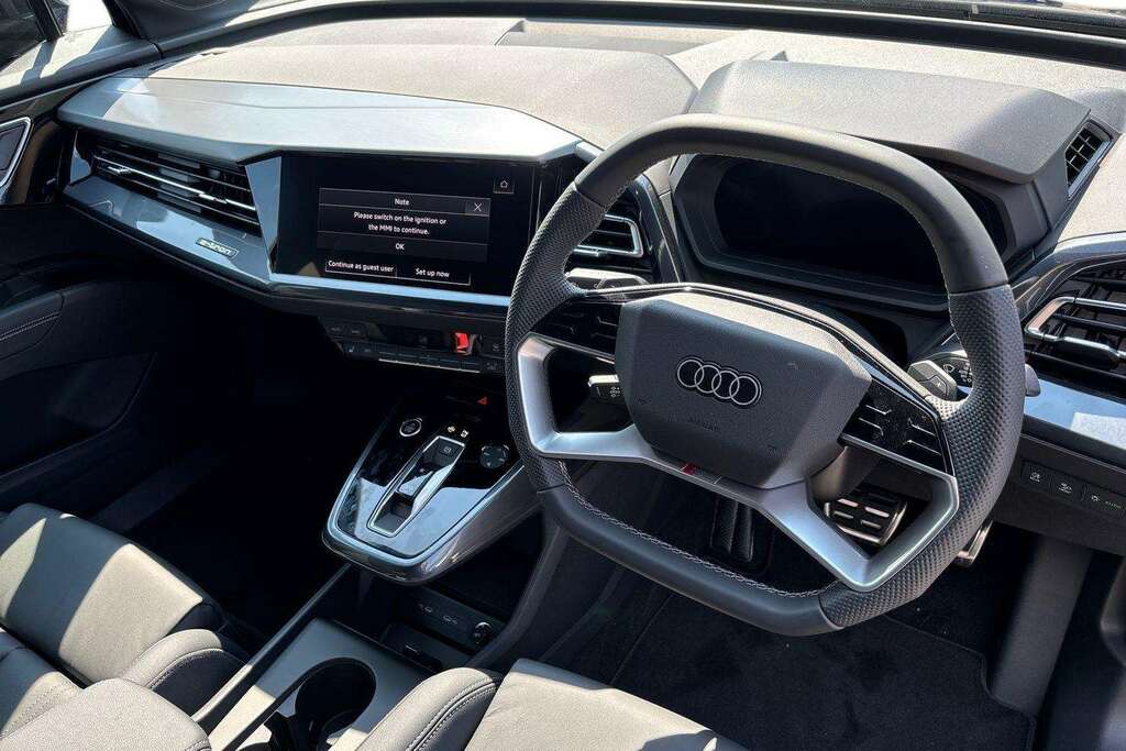 Audi Q4 E Tron 210Kw 45 82Kwh Black Edition 2026 Blue #6