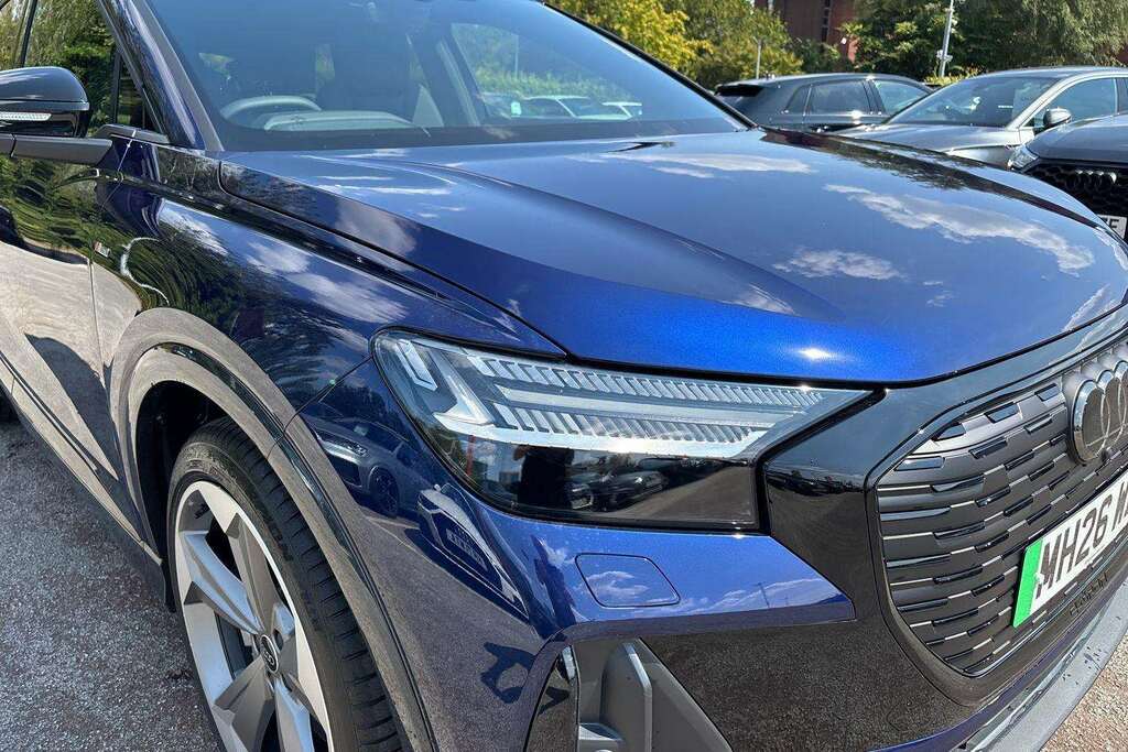 Audi Q4 E Tron 45 Black Edition 5-Door 82Kwh Black #11