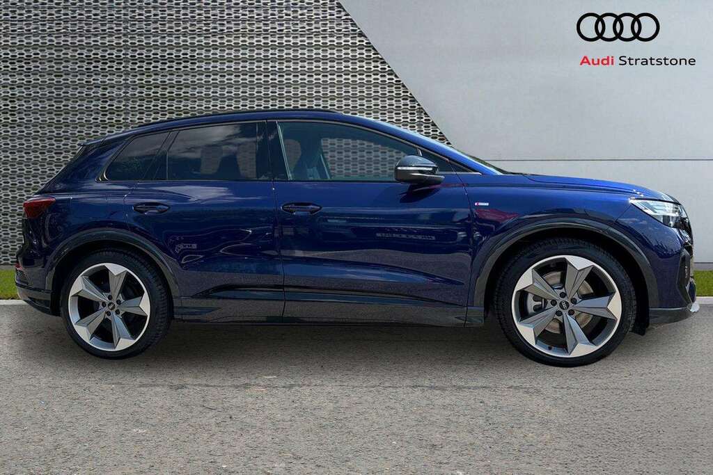 Audi Q4 E Tron 210Kw 45 82Kwh Black Edition 2026 Blue #2