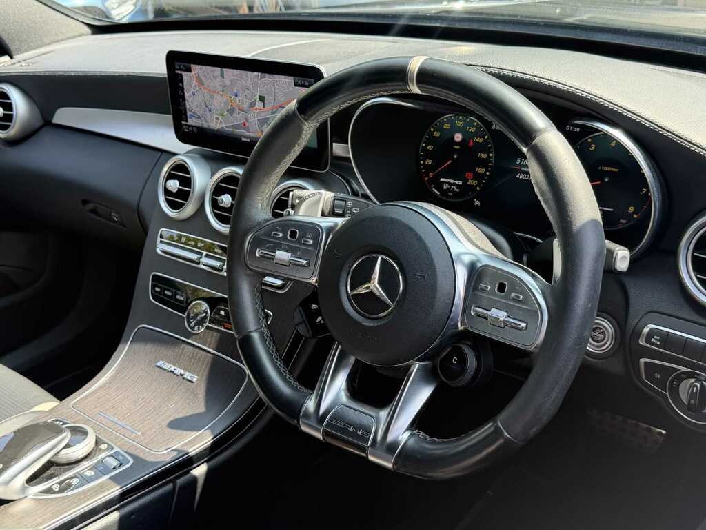 Mercedes-Benz C Class Saloon White #14