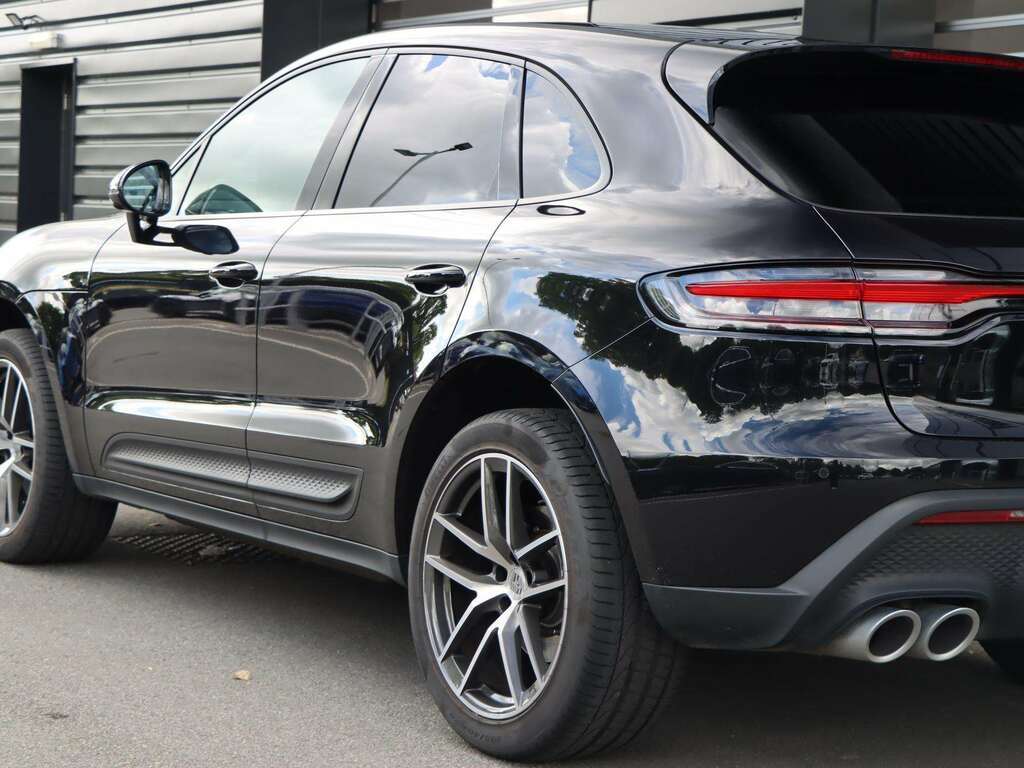 Porsche Macan 265Kw 100Kwh Black #27