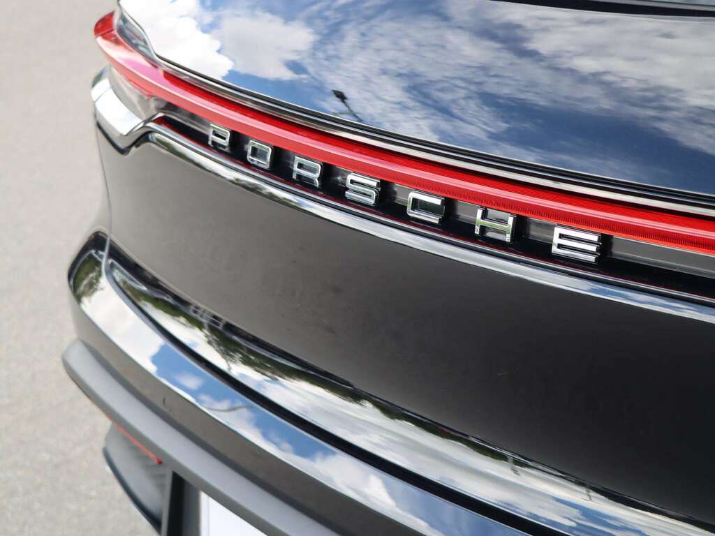 Porsche Macan 265Kw 100Kwh Black #25