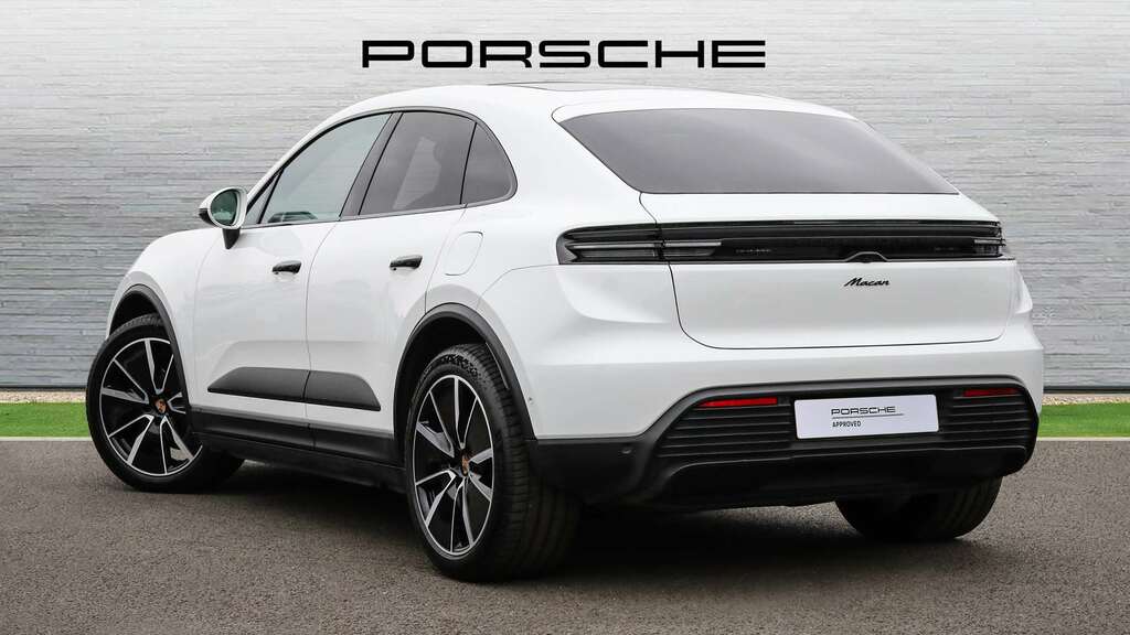 Porsche Macan Electric 2024 FP74LBK White #4