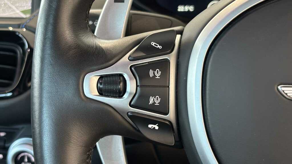Aston Martin Vantage Zf 8 Speed Silver #29