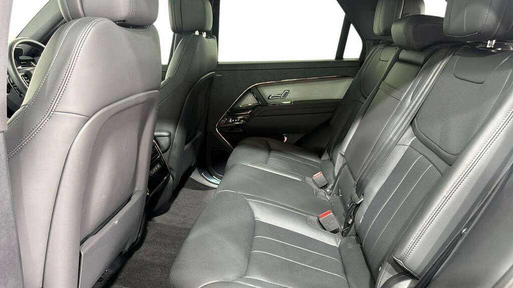 Land Rover Range Rover Sport 3.0 P460e Edition 2025 YE25NFO Black #4