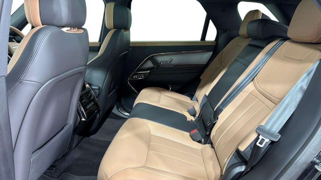 Land Rover Range Rover Sport 3.0 P460e Dynamic Se 2024 YK24SXD Black #3