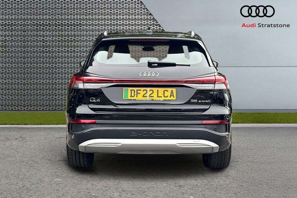 Audi Q4 E Tron 125Kw 35 55Kwh Sport 2022 Black #3