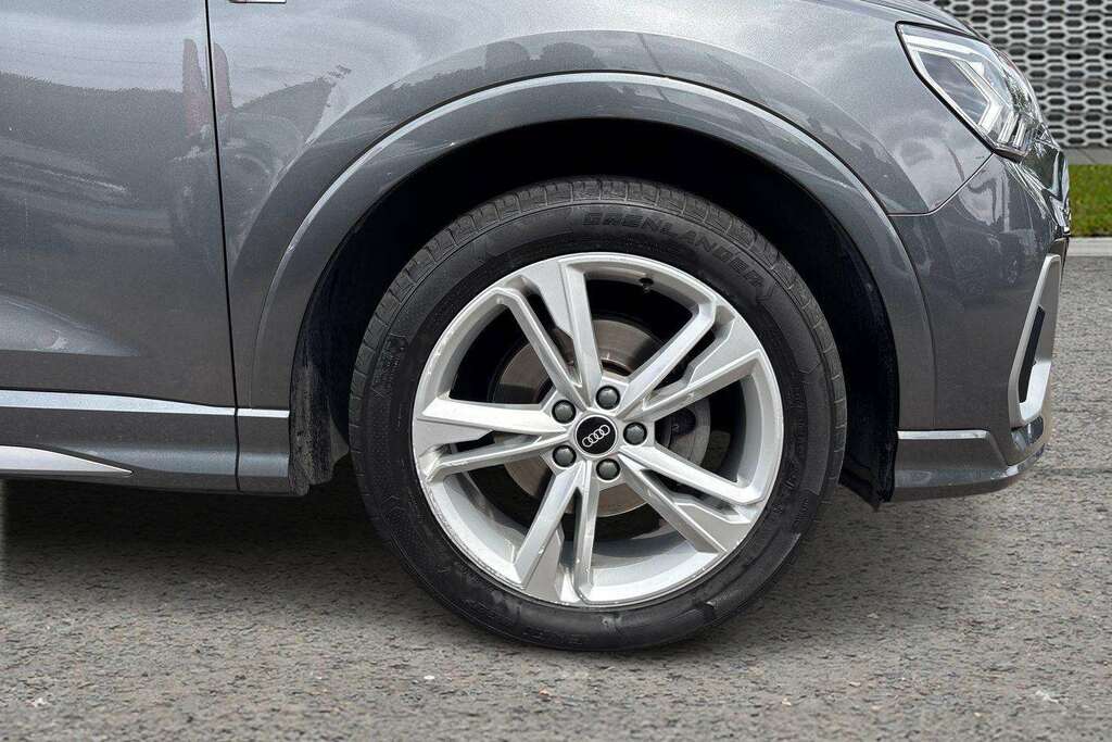 Audi Q3 35 Tfsi S Line S Tronic 2020 EA70GGY Grey #2