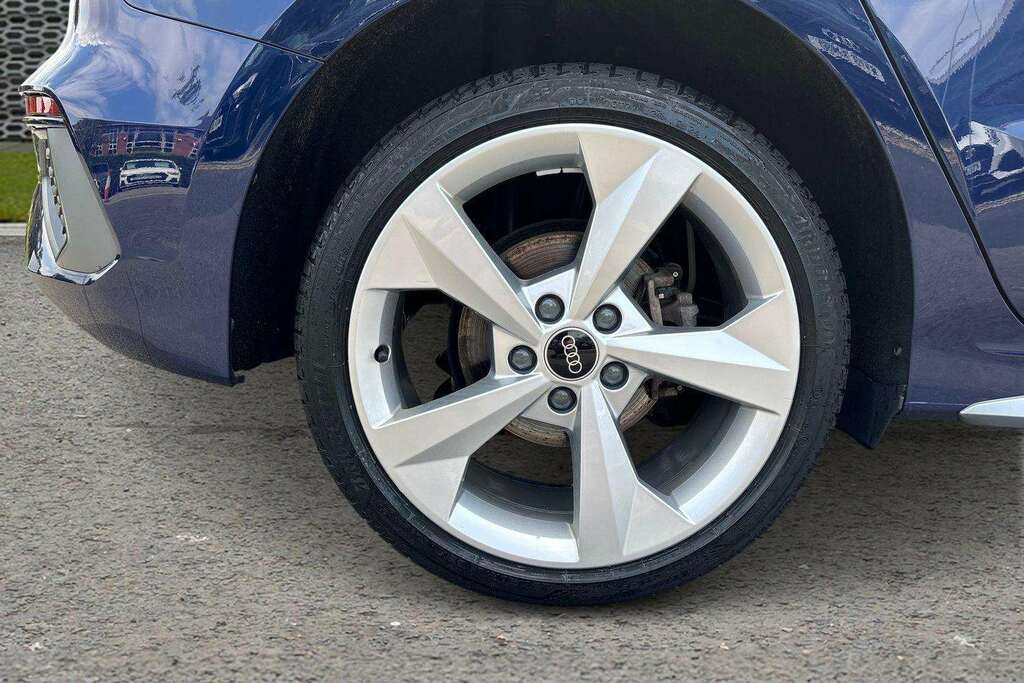 Audi A3 35 Tfsi Black Edition S Tronic Blue #6
