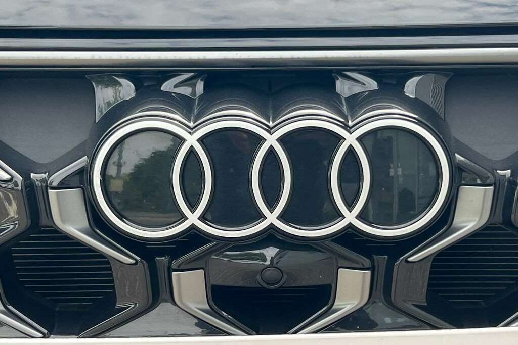 Audi Q5 40 Tdi Quattro Black Edition S Tronic White #31