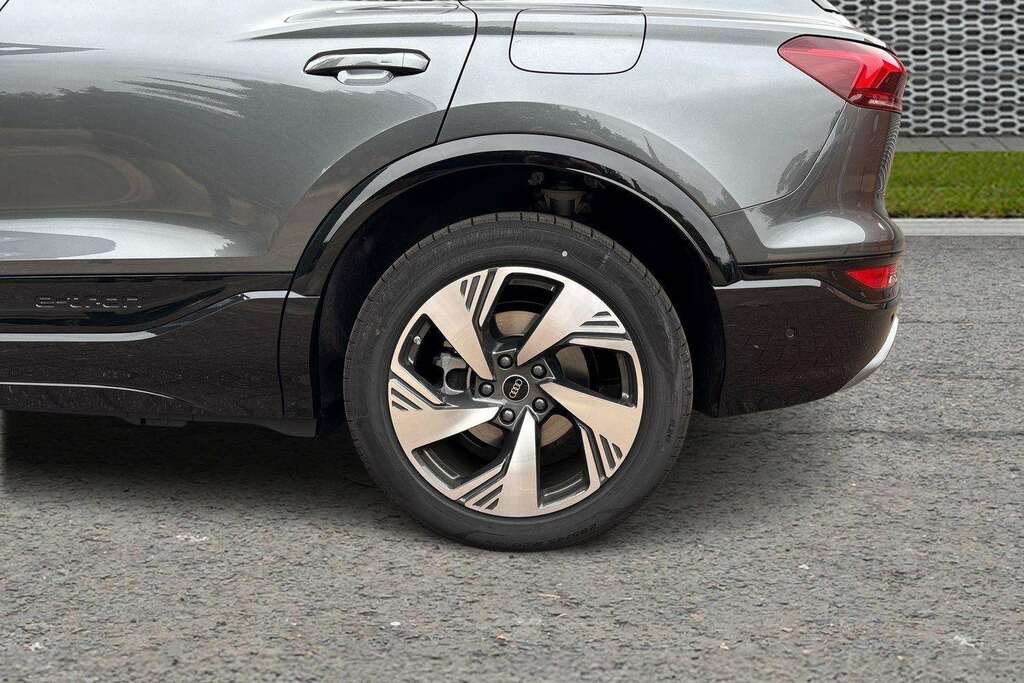 Audi Q6 E-Tron 185Kw 83Kwh S Line 2026 Grey #5