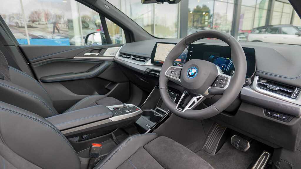 BMW 2 Series 225E Xdrive M Sport Dct 2026 YX26EGC Black #4
