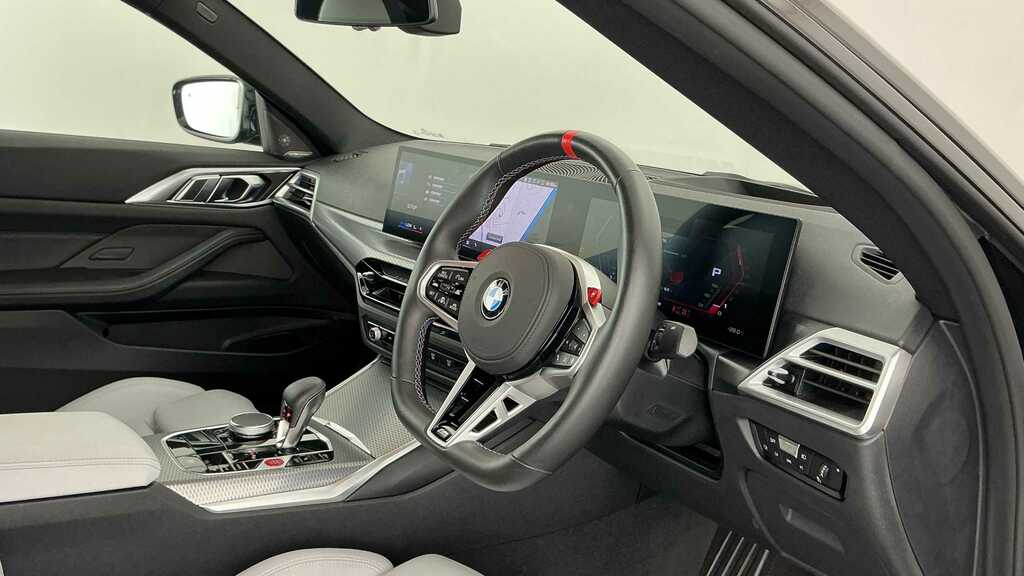 BMW M4 Xdrive 530 Competition M Step 2025 Black #5