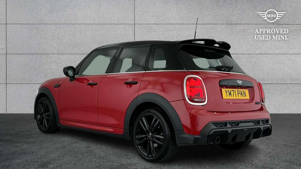 Mini Hatch 1.5 Cooper Sport 2022 Red