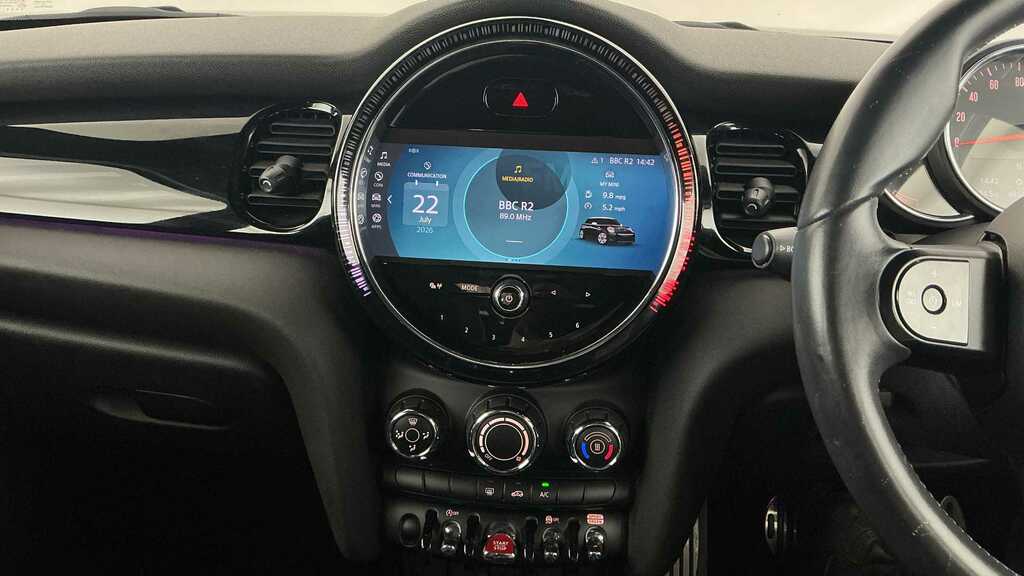 Mini Hatch 1.5 Cooper Sport 2022 Red #6