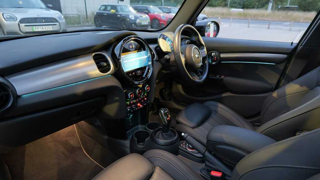 Mini Hatch 1.5 Cooper Exclusive Premium Plus 2023 Green #6