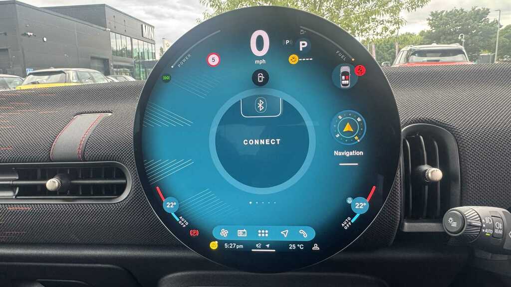 Mini Hatch 1.5 C Sport 2025 Black #5