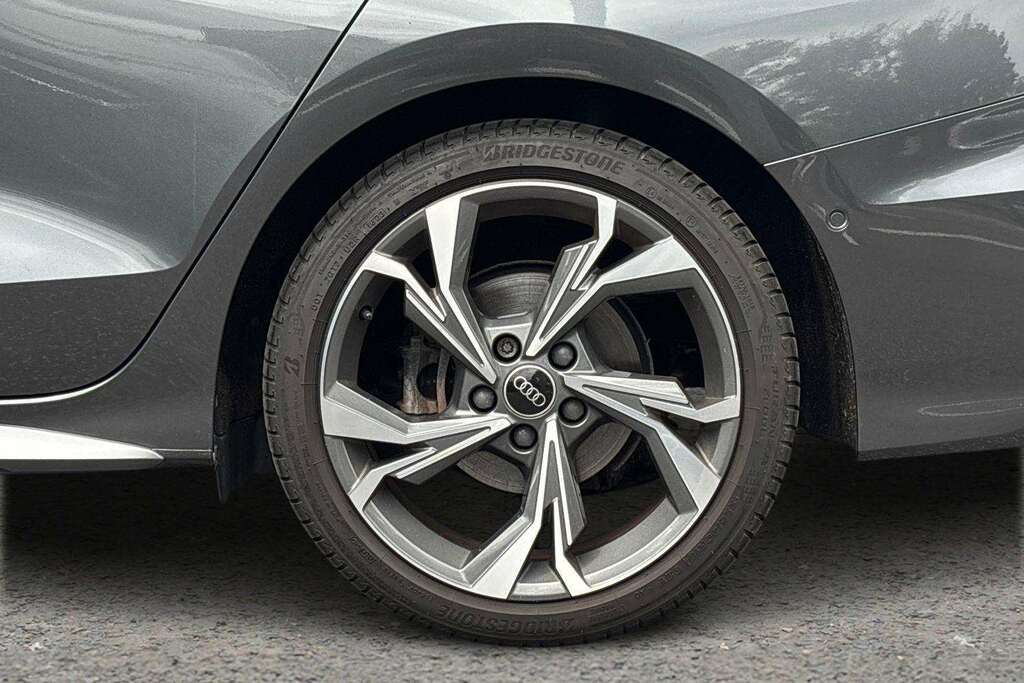 Audi A3 35 Tfsi S Line S Tronic Black #6