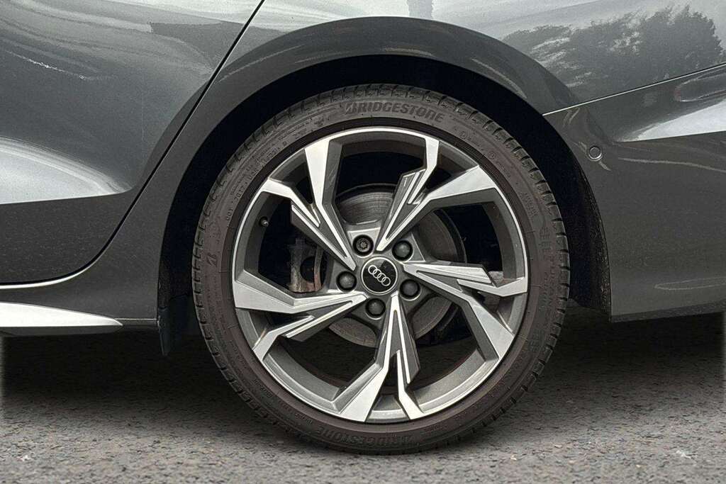 Audi A3 35 Tfsi S Line S Tronic Black #2