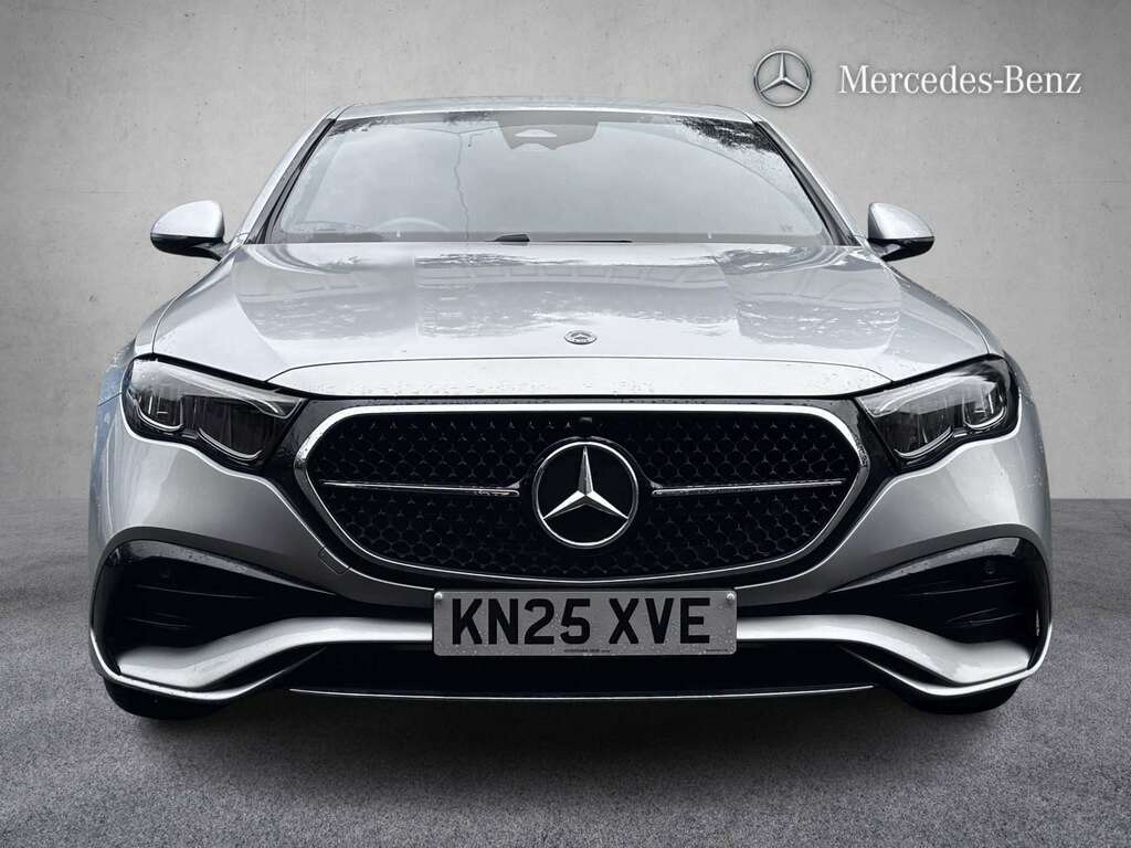 Mercedes-Benz E Class E200 Amg Line 9G-tronic 2025 Silver #2