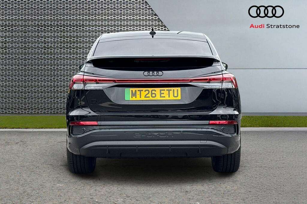 Audi Q4 E Tron 210Kw 45 Qtro 82Kwh Black Ed Tech Pro Grey #7