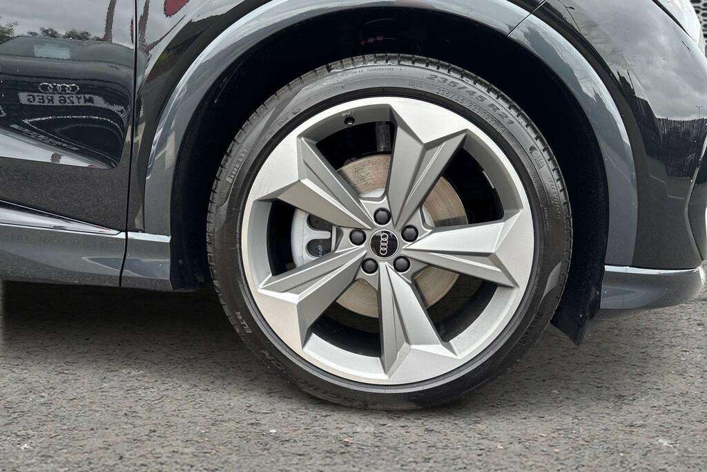 Audi Q4 E Tron 210Kw 45 82Kwh Black Edition 2026 Black #5