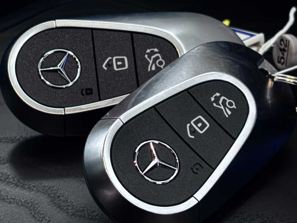 Mercedes-Benz E Class E450d 4Matic Amg Line Premium 9G-tronic 2025 Black #37