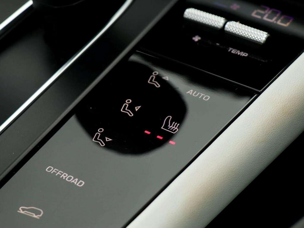 Porsche Macan Porsche Macan S Pdk, Full Porsche Service History, White #9