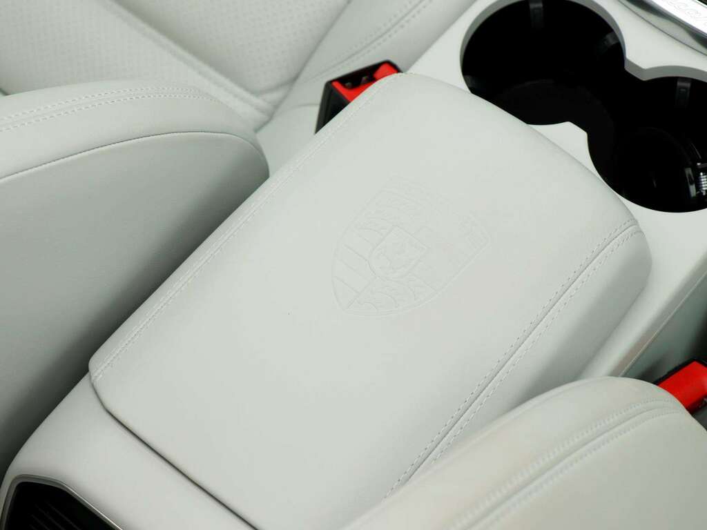 Porsche Macan Porsche Macan S Pdk, Full Porsche Service History, White #19