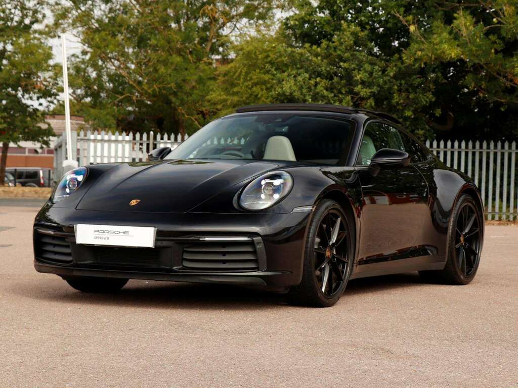Porsche 911 911 Carrera 4 Gts Silver #30