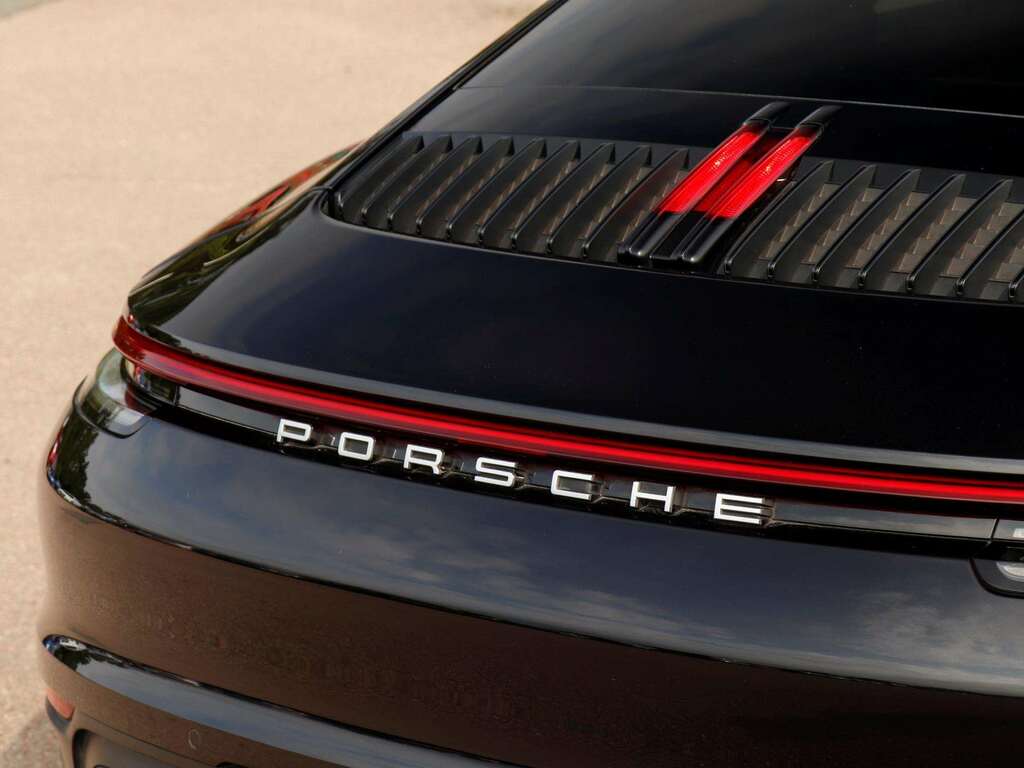 Porsche 911 911 Carrera 4 Gts Silver #23