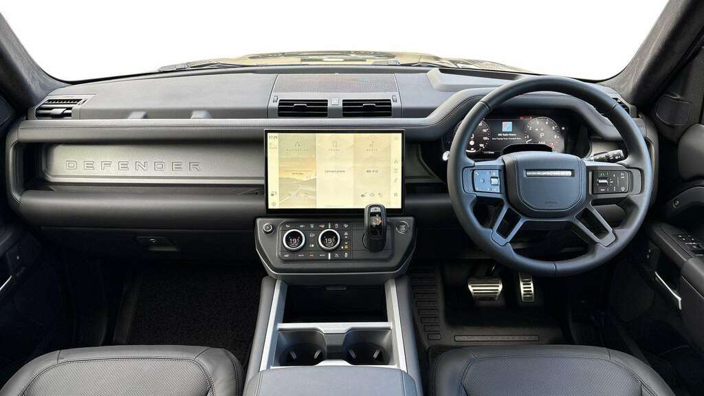 Land Rover Defender 110 P635 Octa  #8