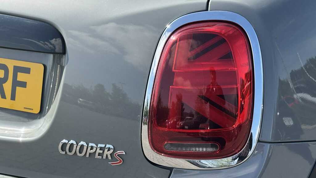 Mini Hatch 1.5 Cooper Sport Hatchback 136 Blue #18