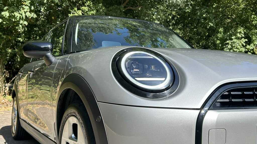 Mini Hatch 1.5 C Classic Level 1 2025 Silver #4