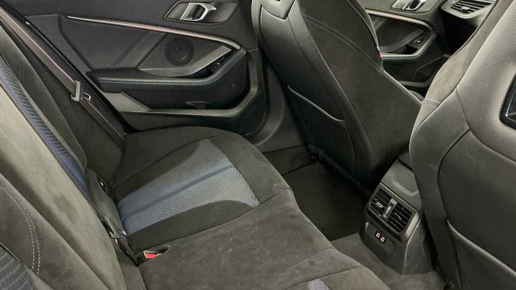 BMW 1 Series 118I Se Step White #34