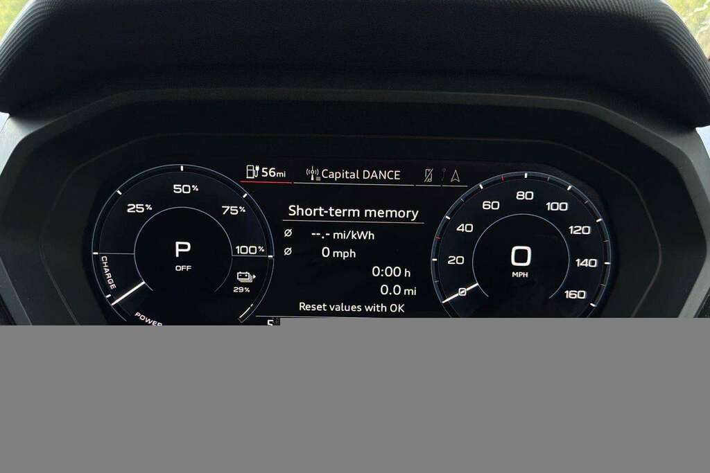 Audi Q4 E Tron 150Kw 40 82Kwh S Line Grey #9