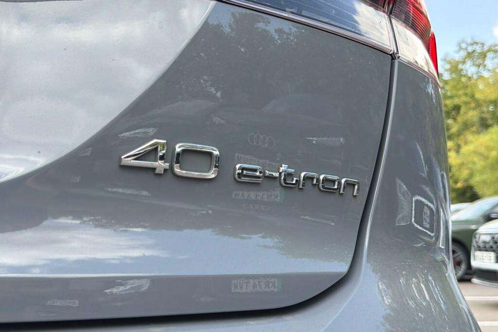 Audi Q4 E Tron 150Kw 40 82.77Kwh Edition 1 2021 Grey #4